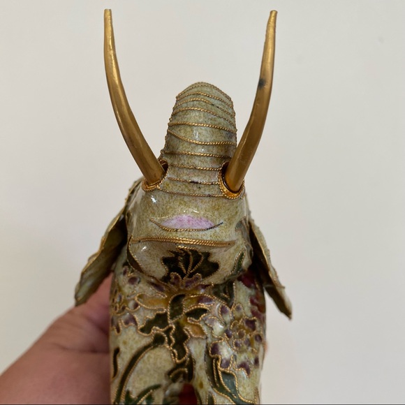 Elegant Elephant Statue with Trunk Facing Upwards - Picture 7 of 8